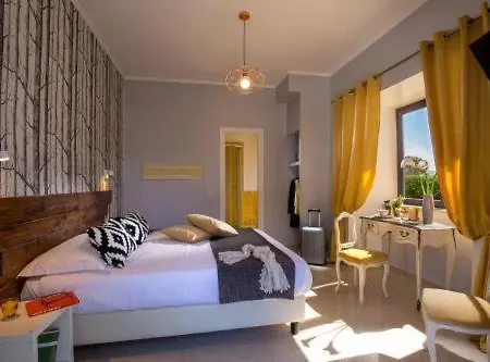 Urban Garden Hotel