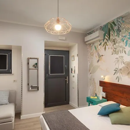 ホテル Urban Garden 3*