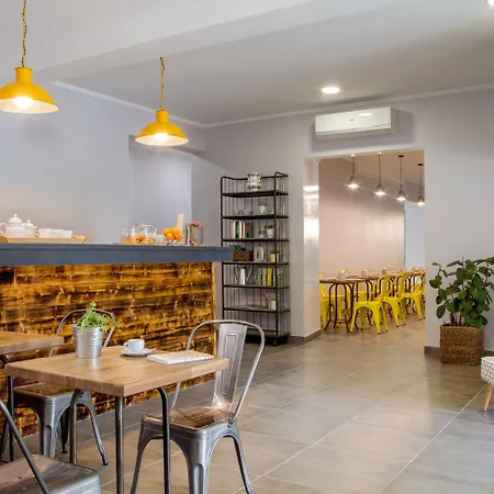 ホテル Urban Garden 3*