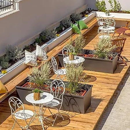 Otel Urban Garden 3*