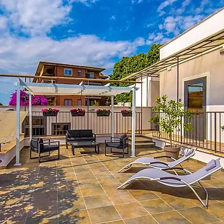 Urban Garden Otel 3*
