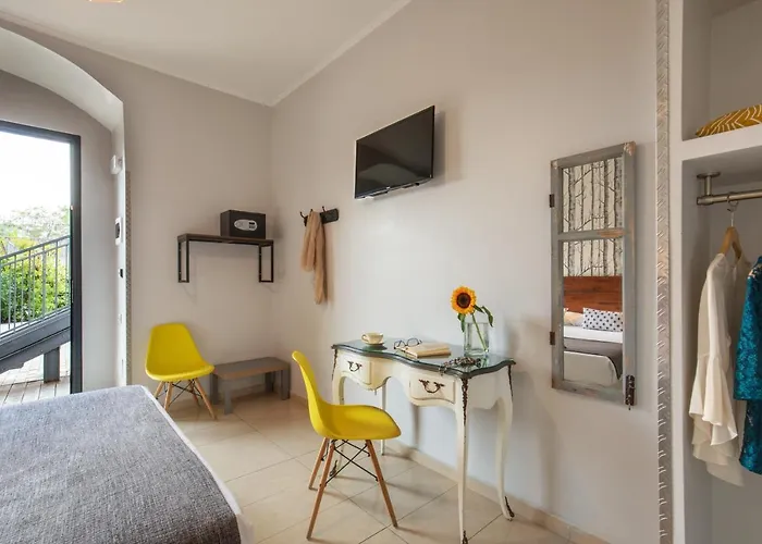 Urban Garden Hotel 3*