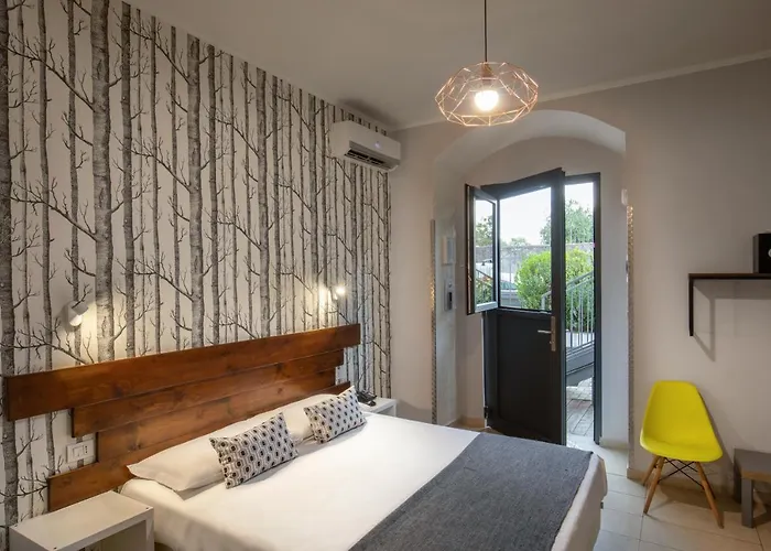 Urban Garden Hotel 3*