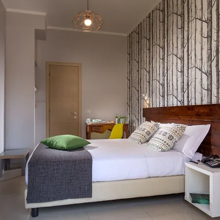 Urban Garden Hotel